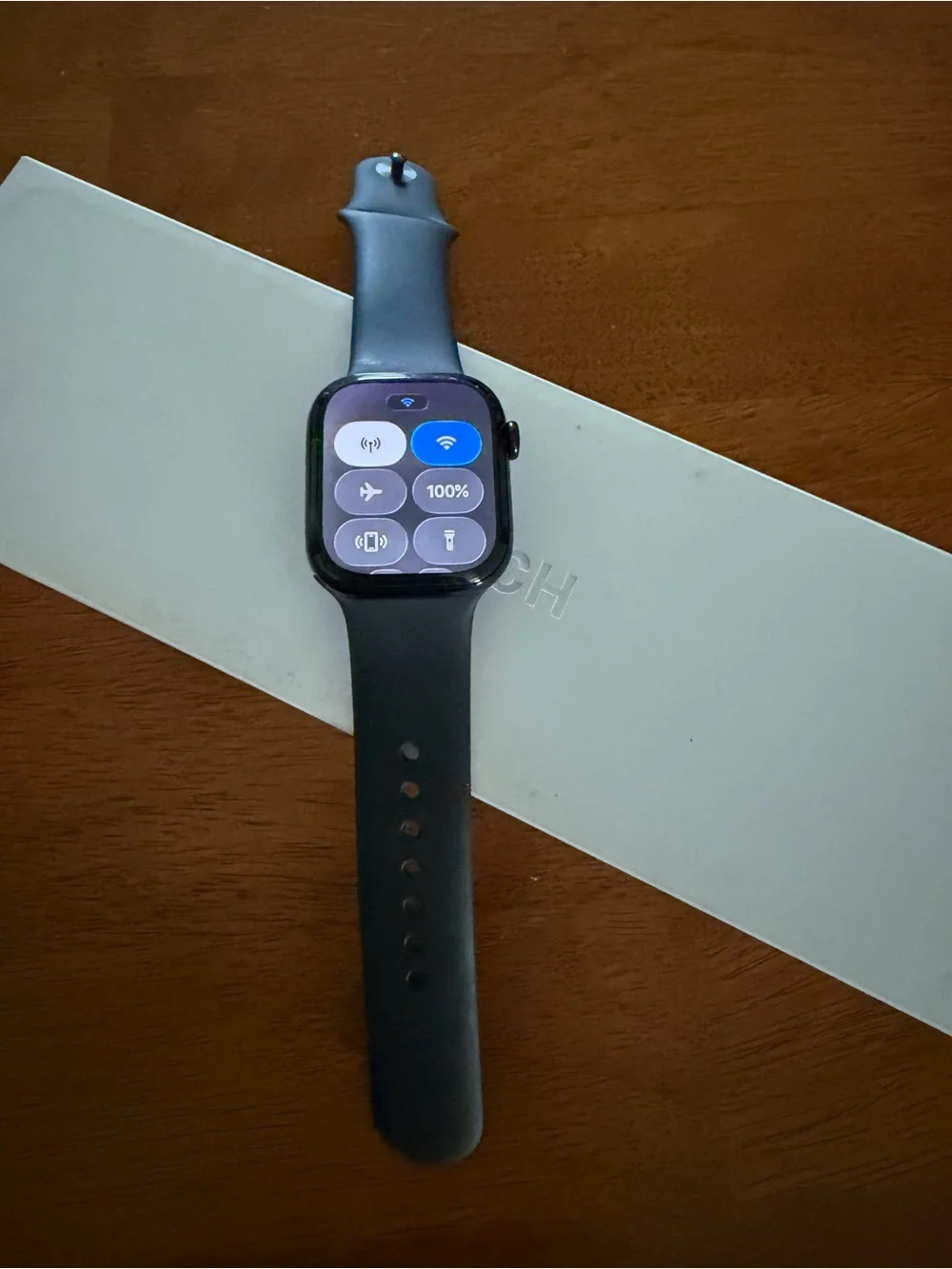 Apple watch series 11 w/ cellular 42mm